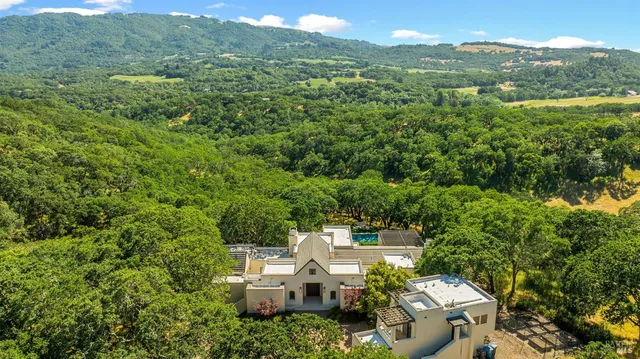 $3,995,000 | 9359 Ladera Road, Glen Ellen, CA 95442