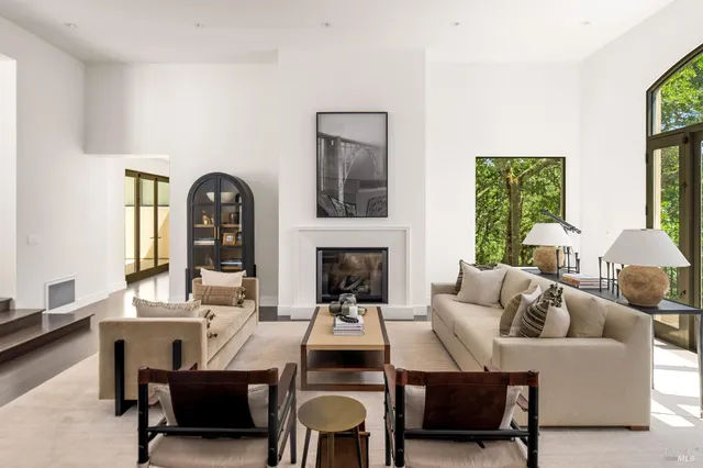 $3,995,000 | 9359 Ladera Road, Glen Ellen, CA 95442