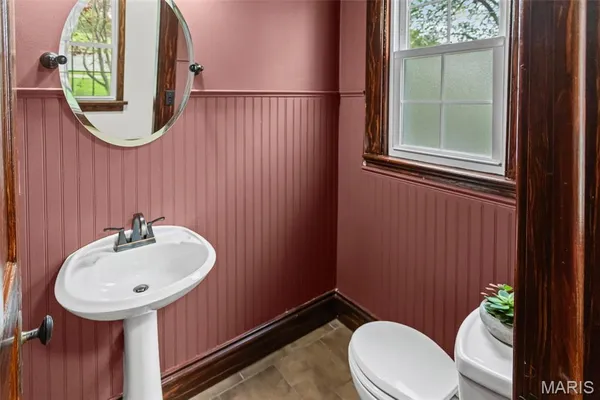 $220,000 | 709 Cypress Street, Highland, IL 62249