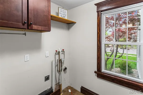 $220,000 | 709 Cypress Street, Highland, IL 62249