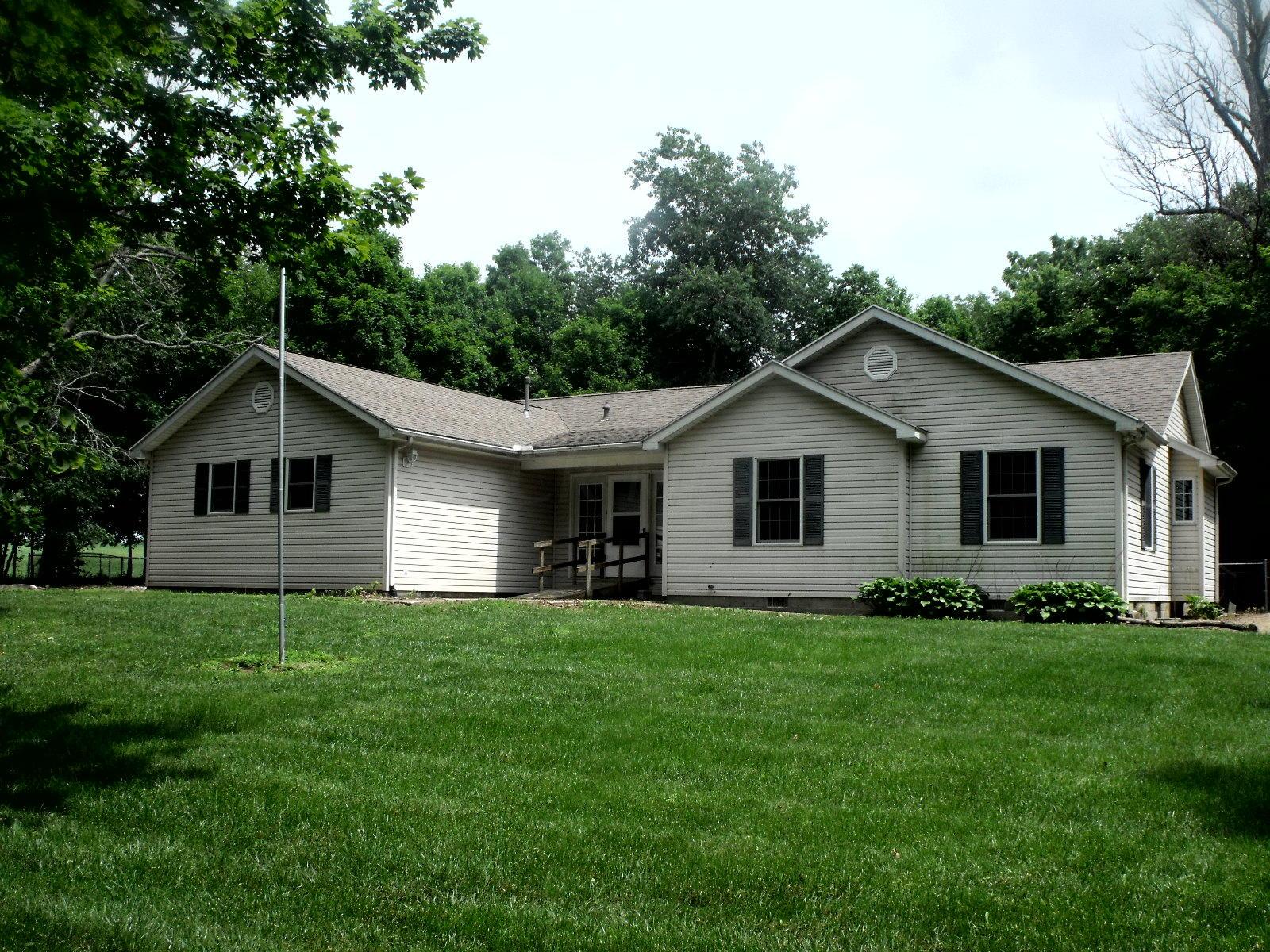 9434 Dozer Road Southwest Stoutsville, OH 43154 - Photo 1 of 4