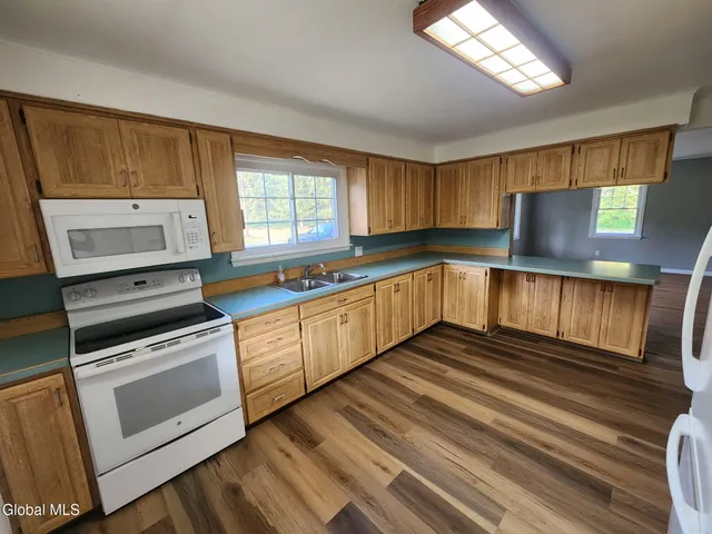 $215,000 | 287 County Road 101, Gloversville, NY 12078