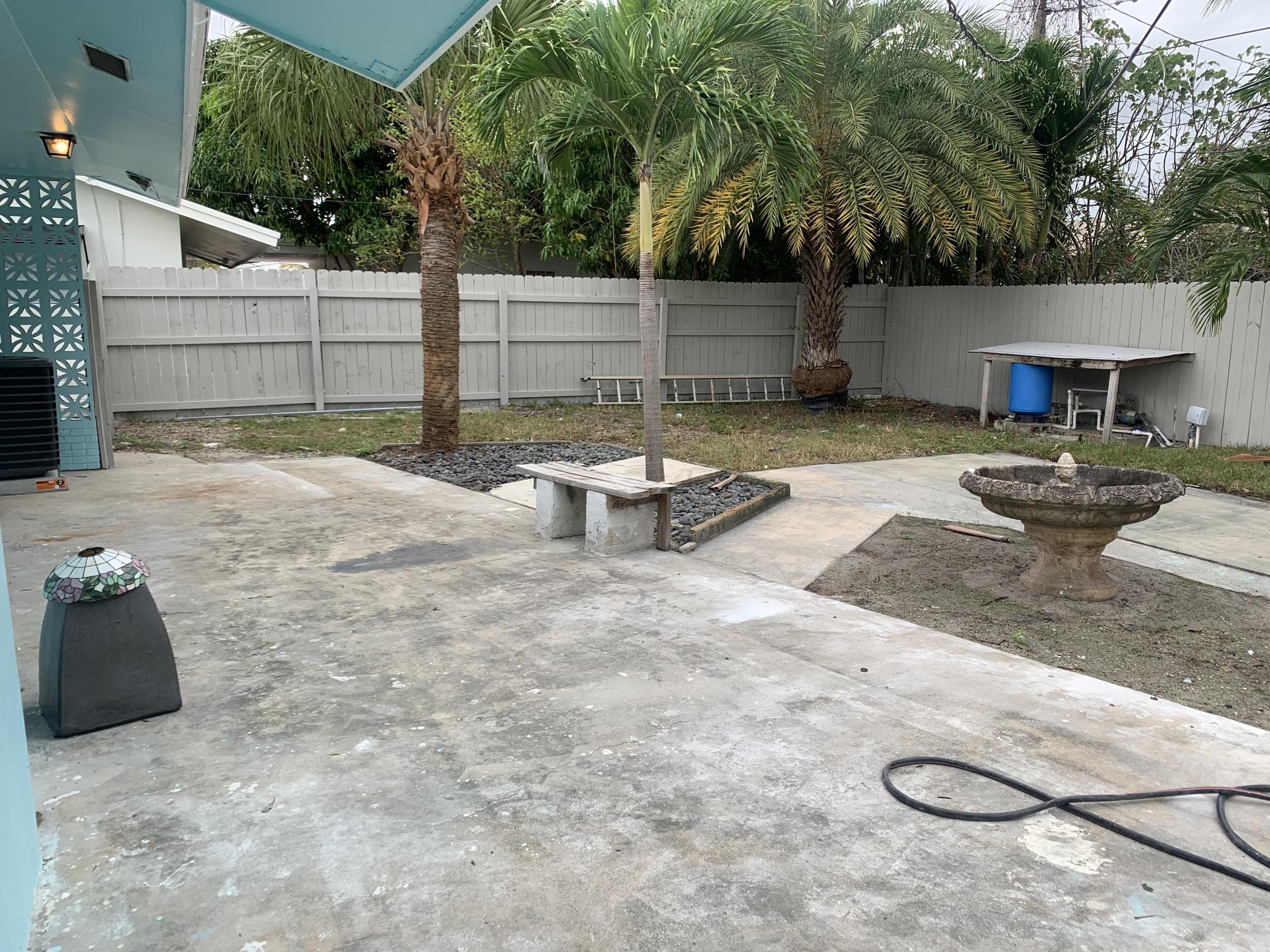 1097 Wilkinson Road Lantana, FL 33462 - Photo 10 of 11 sr+OOuMBR%Gy8YfWztATuA