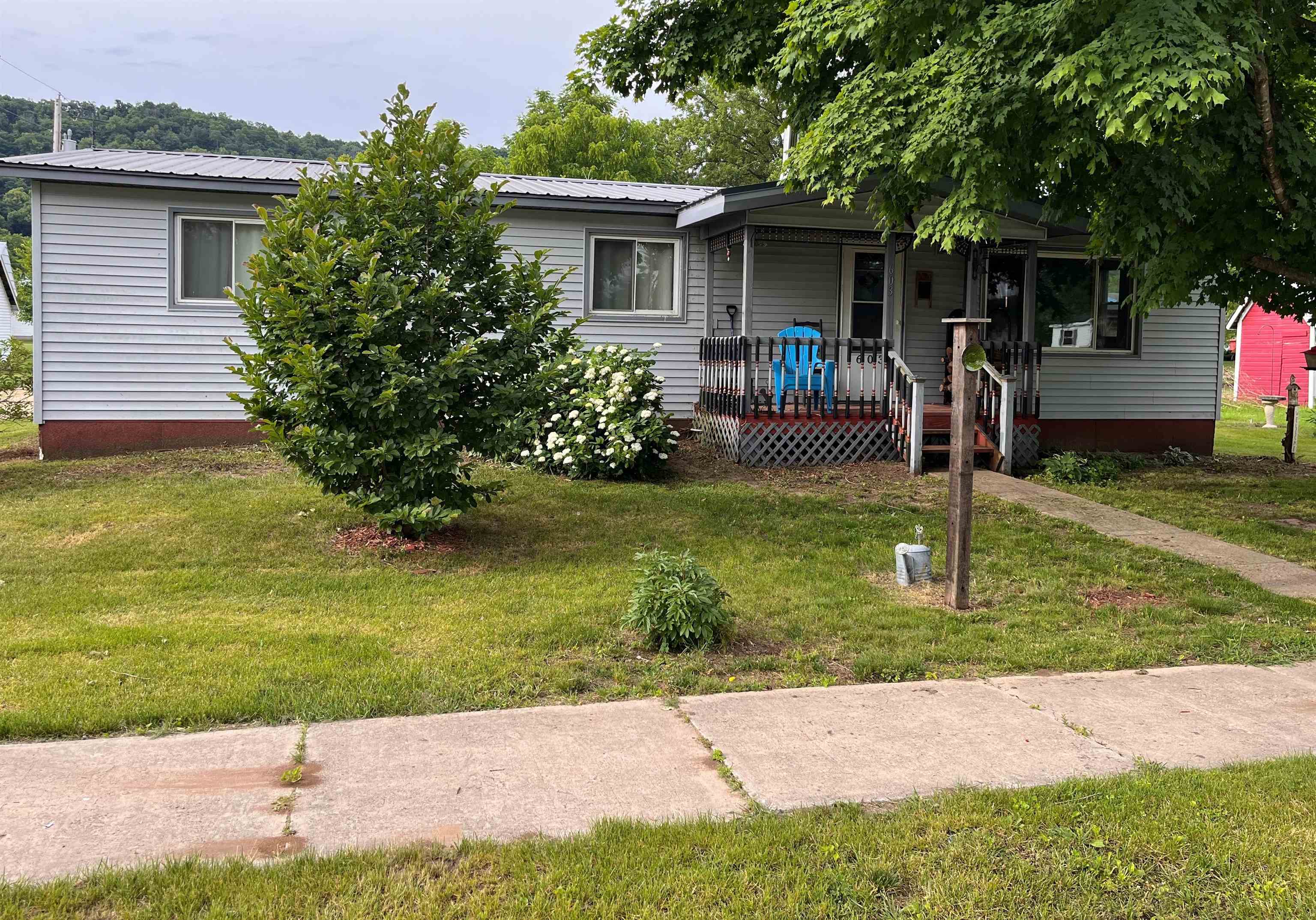 603 West Main Street Avoca, WI 53506 - Photo 2 of 29