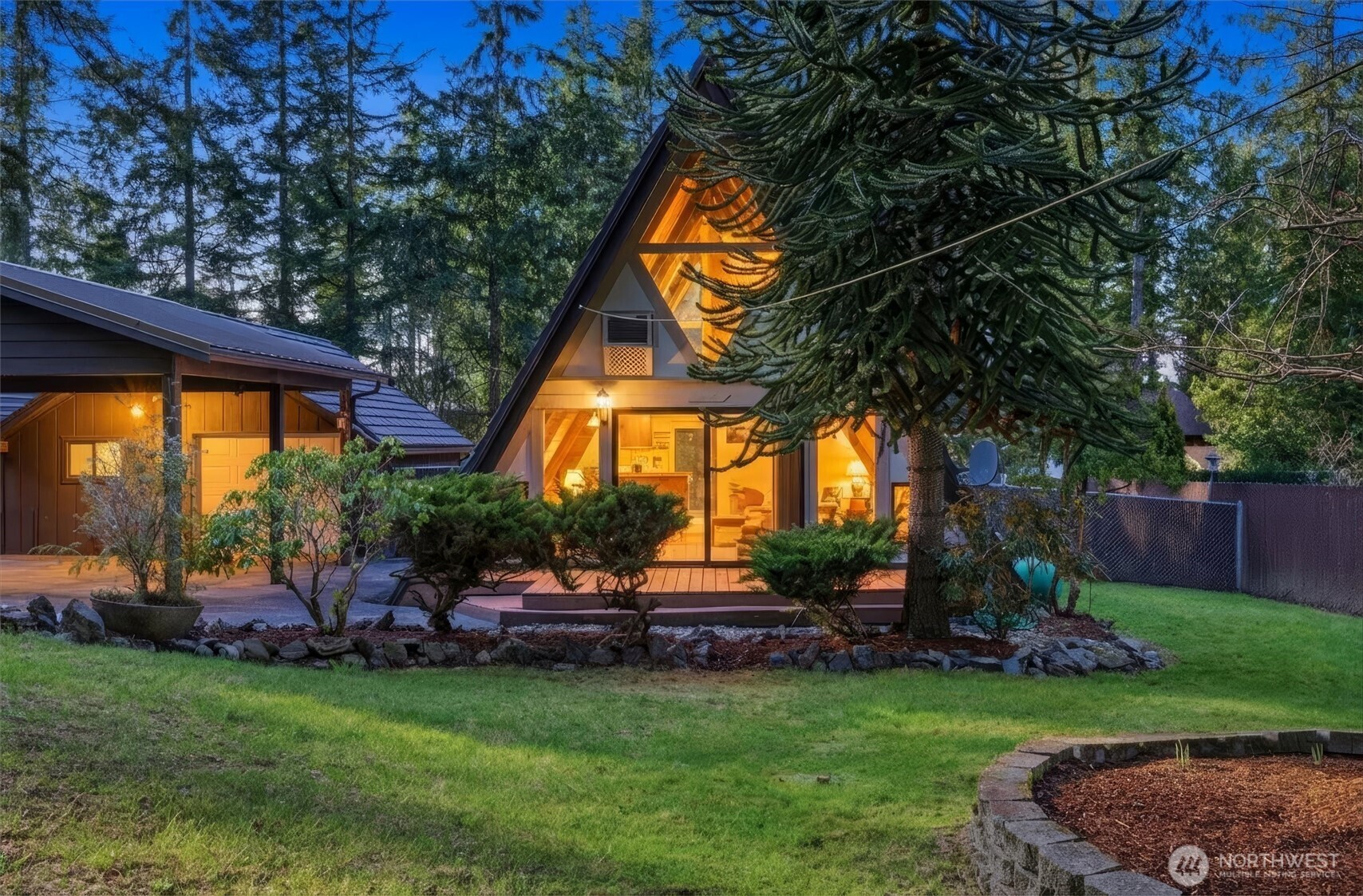 2077 Little Mountain Road Mount Vernon, WA 98274 - Photo 1 of 39 Gallery Image 1