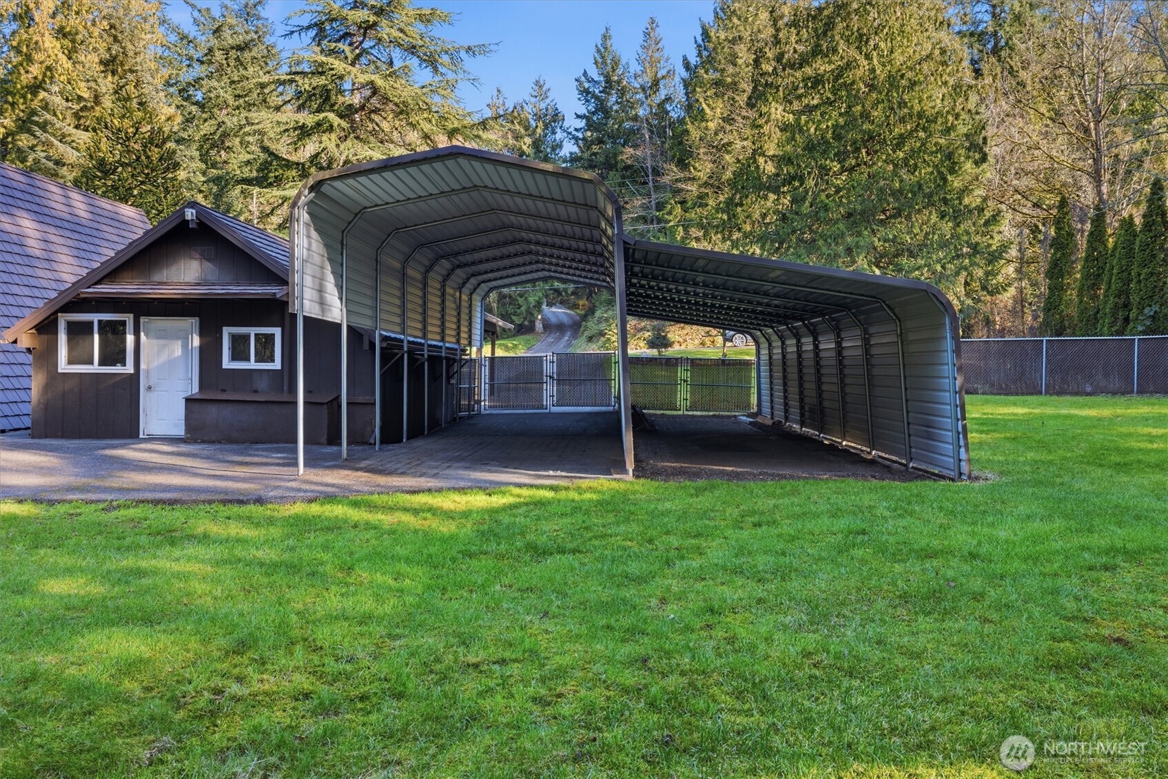 2077 Little Mountain Road Mount Vernon, WA 98274 - Photo 26 of 39 Gallery Image 26