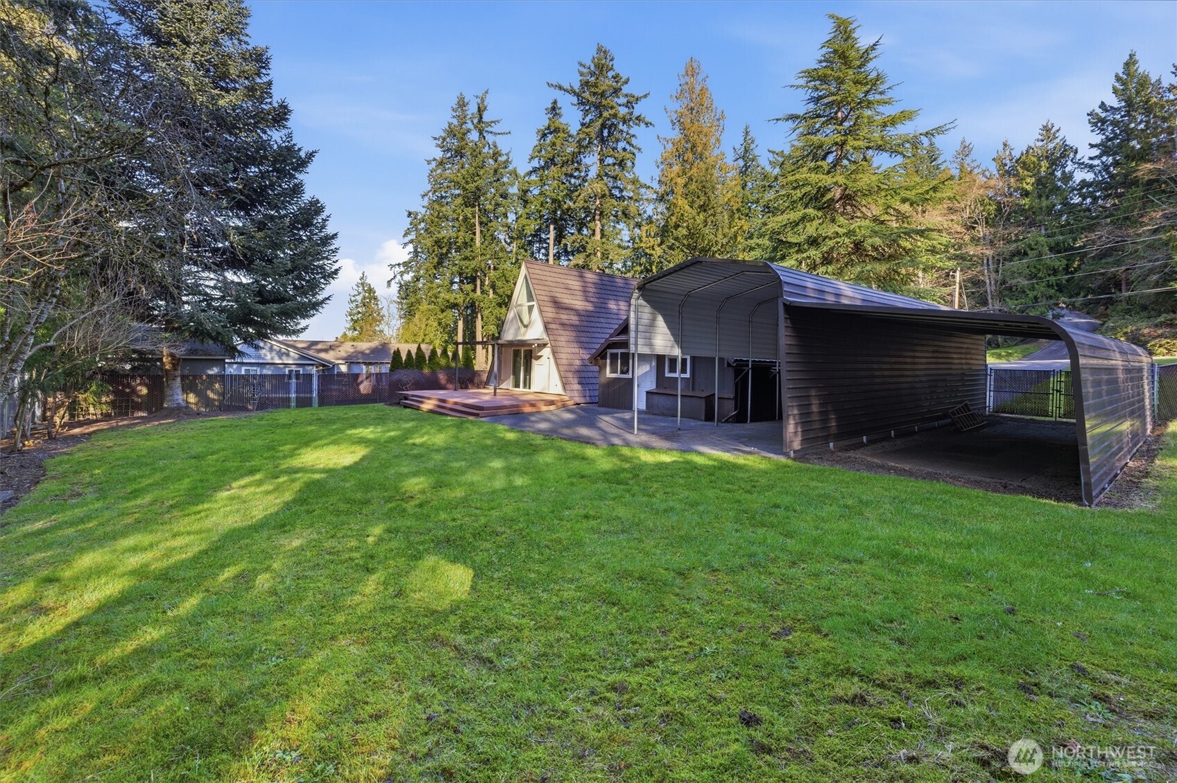 2077 Little Mountain Road Mount Vernon, WA 98274 - Photo 27 of 39 Gallery Image 27