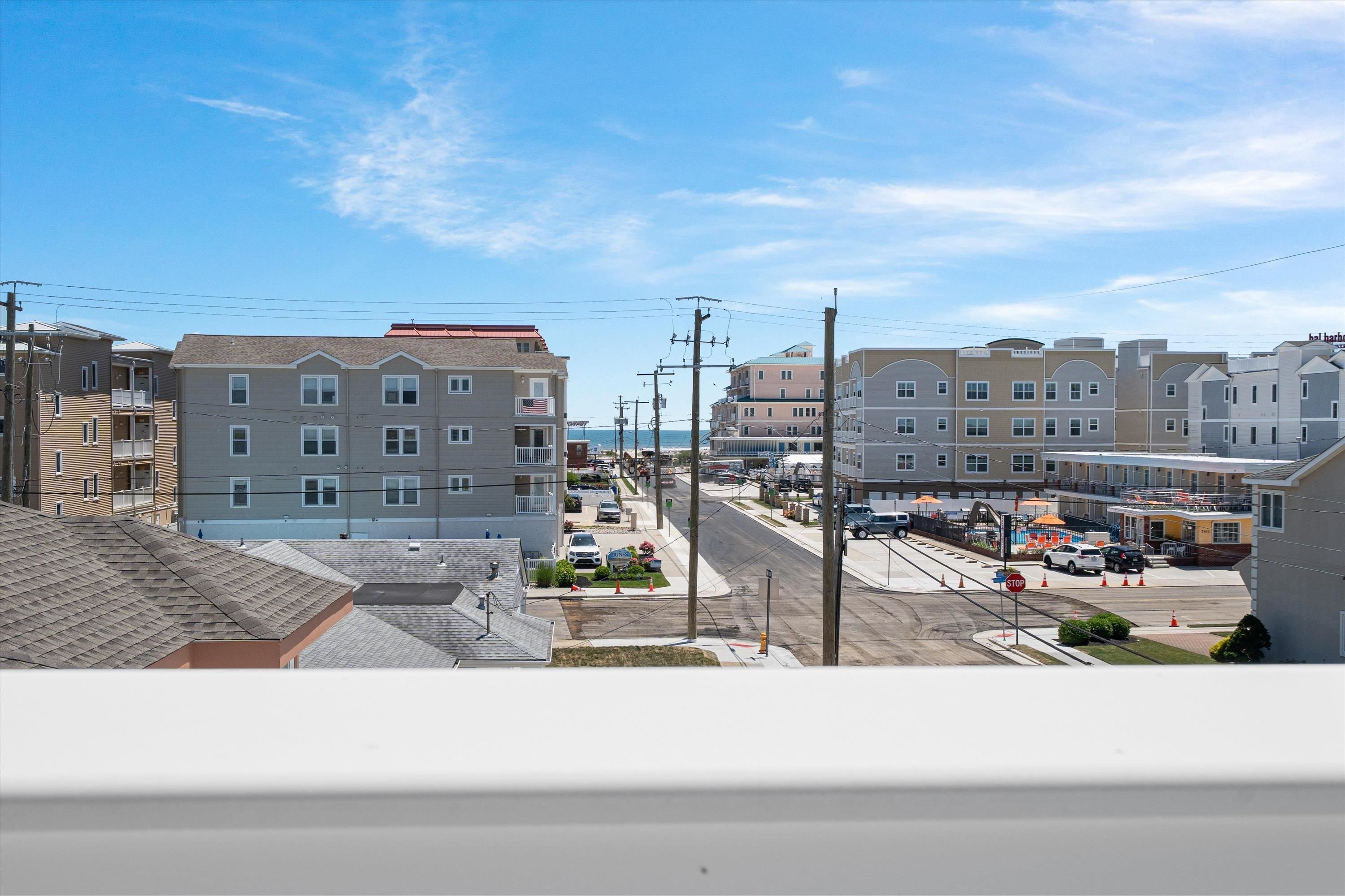 305 East Stockton Road Wildwood Crest, NJ 08260 - Photo 26 of 28 a picture of a city