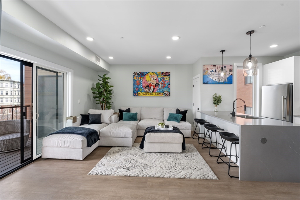 277 Border Street, Unit 401 Boston, MA 02128 - Photo 8 of 15
