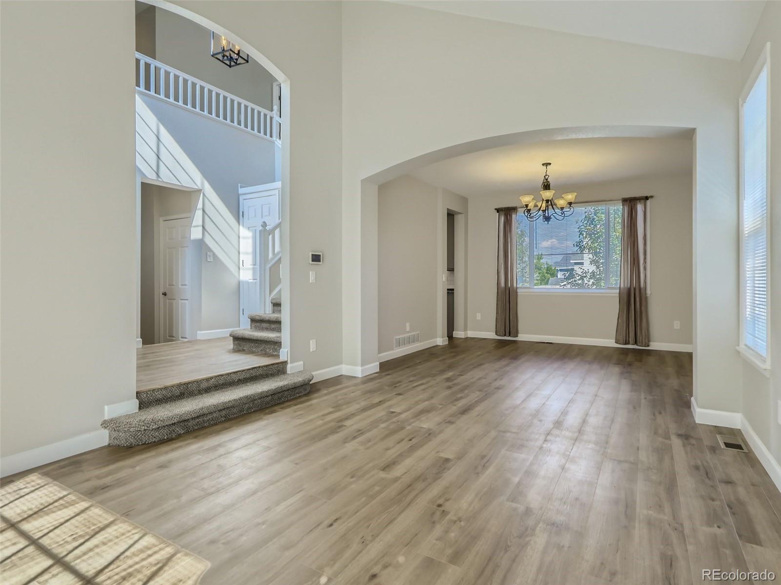 2250 Weatherstone Circle Highlands Ranch, CO 80126 - Photo 6 of 28 Gallery Image 6