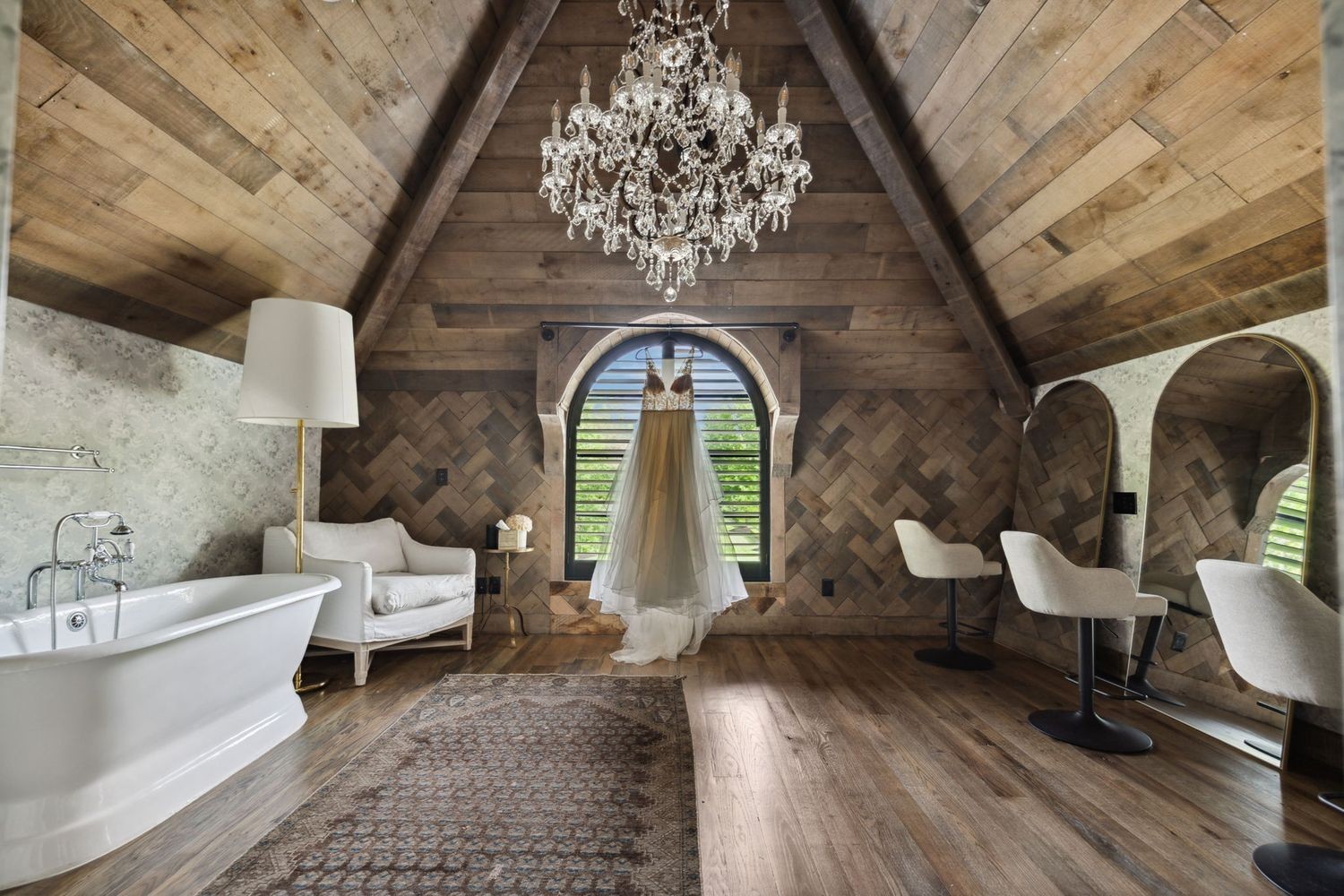 5715 Greenbrier Road Franklin, TN 37064 - Photo 19 of 72 a living room with couches chandelier and a rug