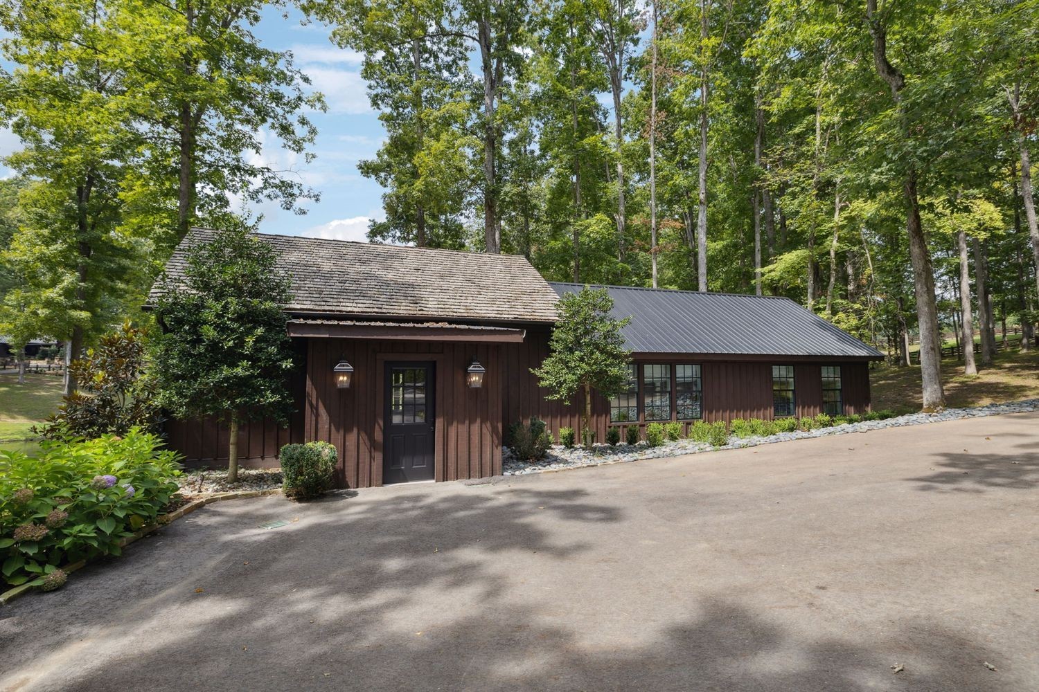 5715 Greenbrier Road Franklin, TN 37064 - Photo 58 of 72 a view of a house with a outdoor space