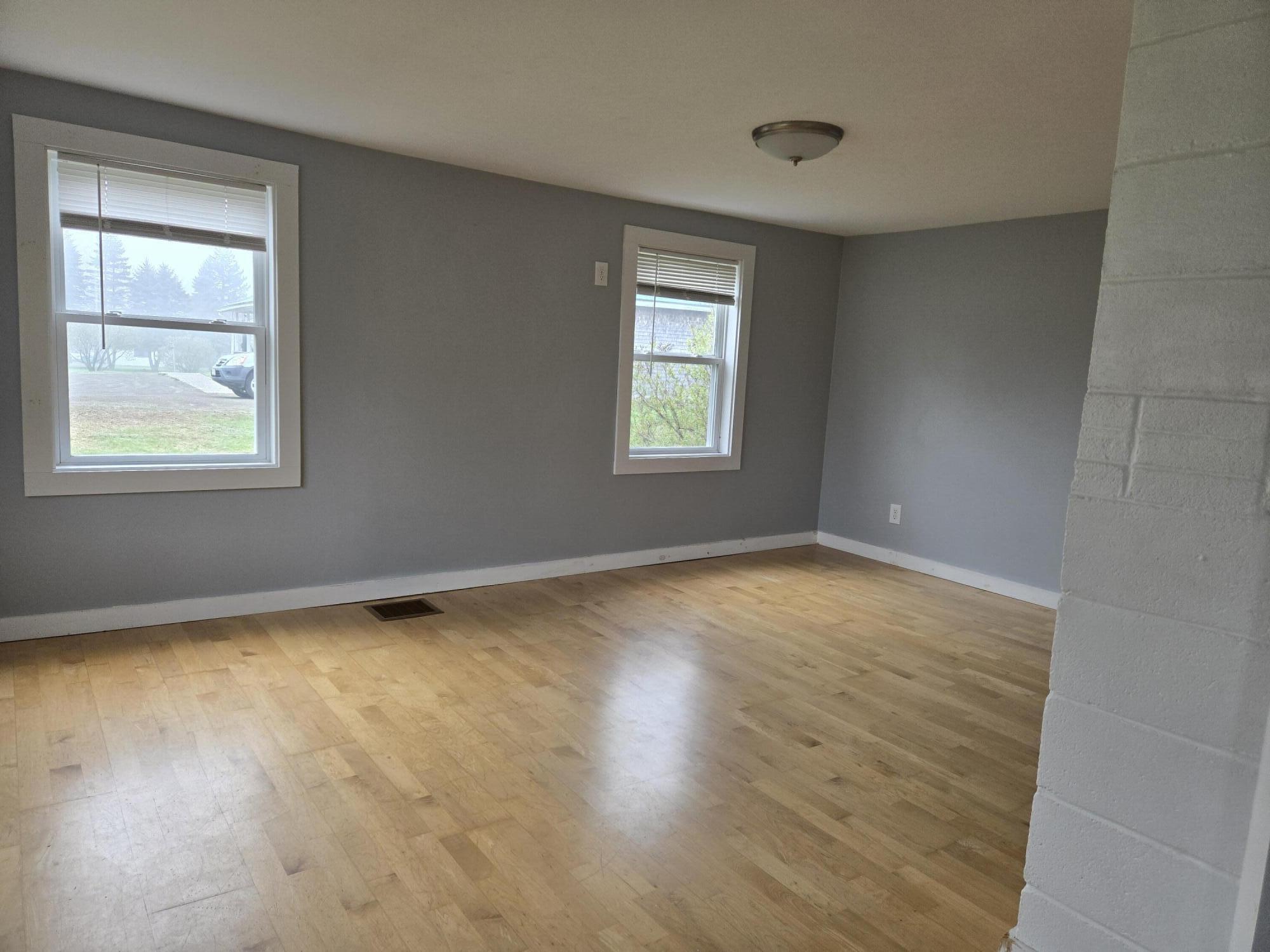 598 Washington Road Waldoboro, ME 04572 - Photo 8 of 25 20250507_100742