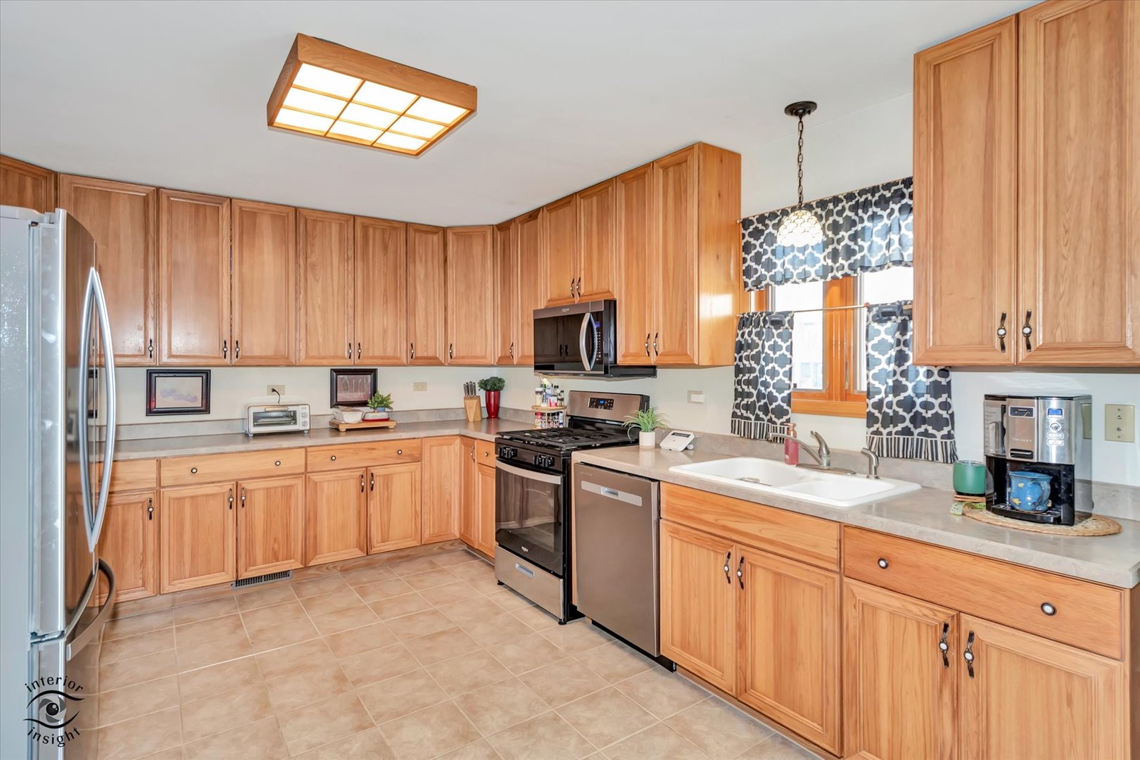 134 Roberts Road New Lenox, IL 60451 - Photo 9 of 33