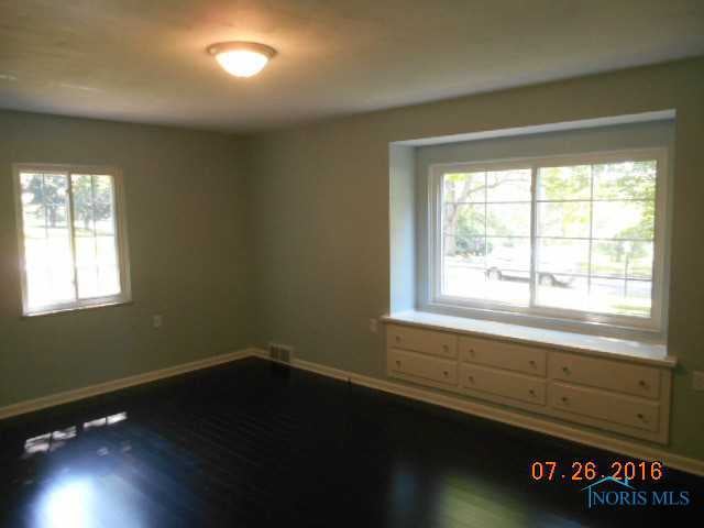 4044 Brookside Road Toledo, OH 43606 - Photo 17 of 20 Gallery Image 17