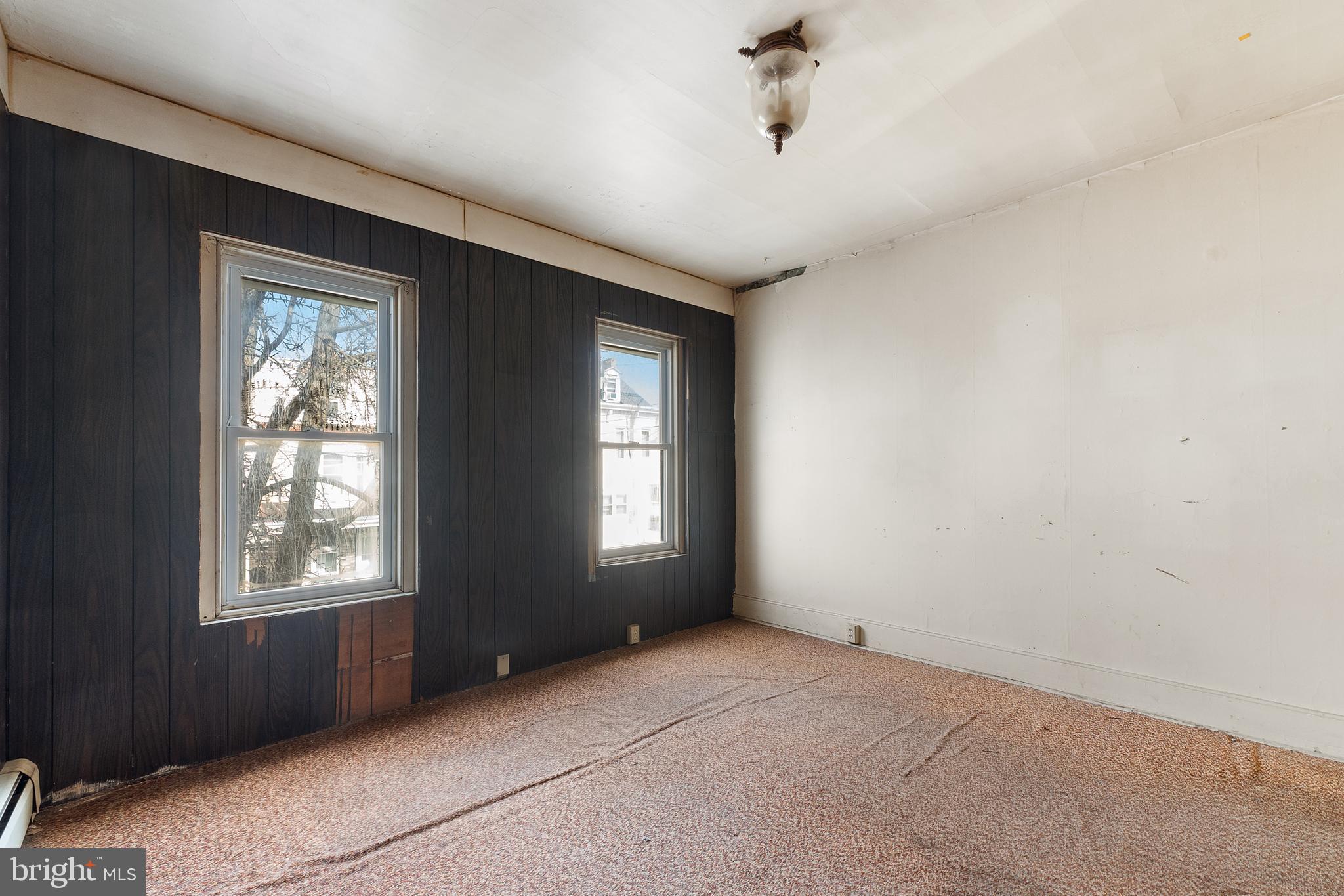 1228 Spring Street Reading, PA 19604 - Photo 15 of 21 Gallery Image 15