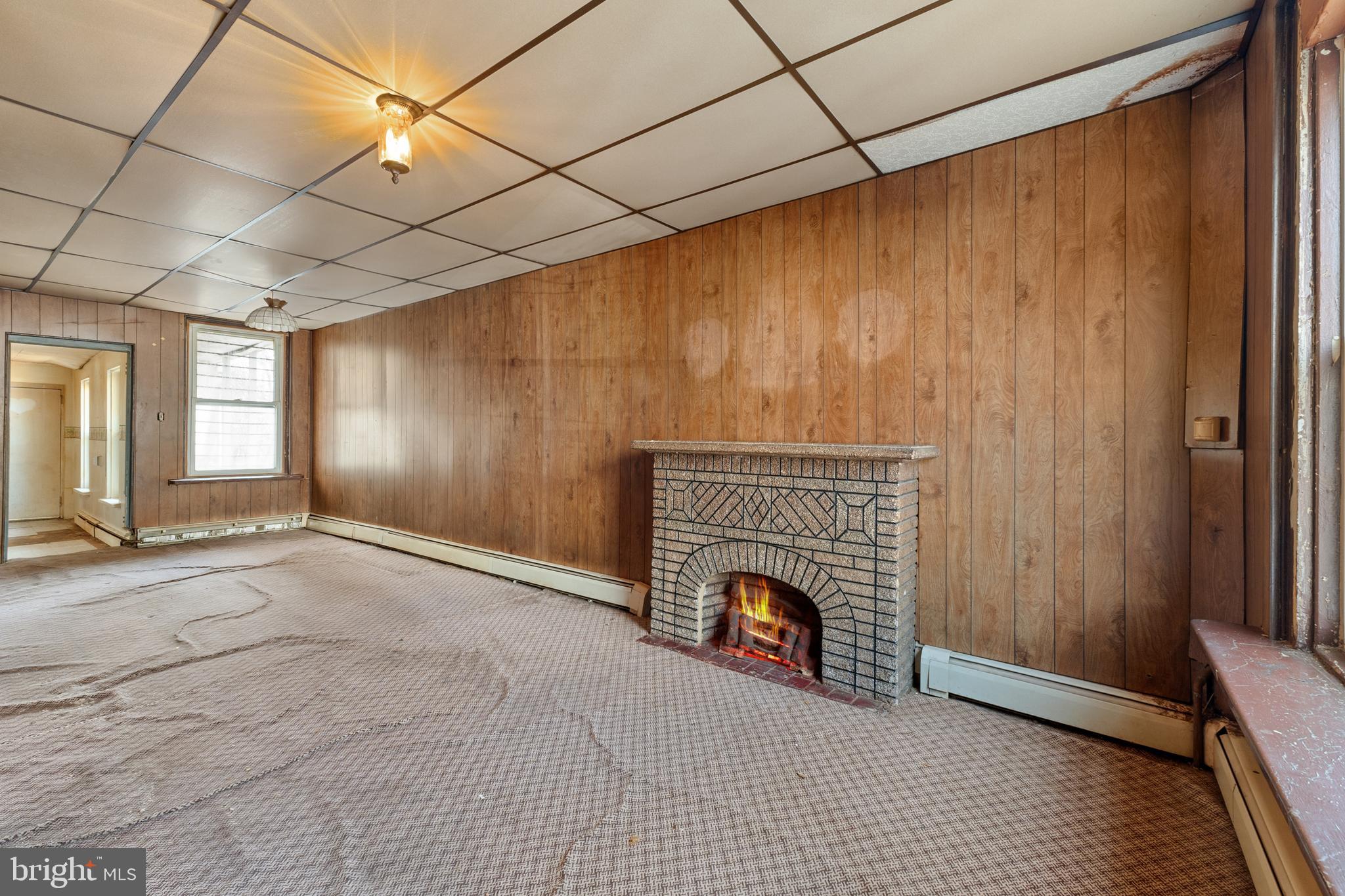 1228 Spring Street Reading, PA 19604 - Photo 4 of 21 Gallery Image 4