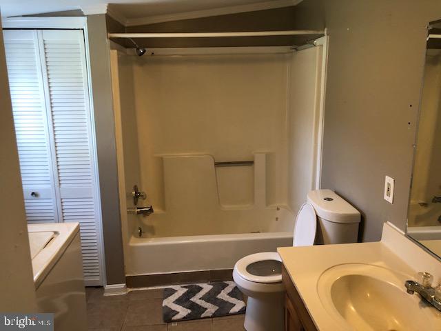 172 Truslow Road Fredericksburg, VA 22405 - Photo 15 of 17 Bathroom