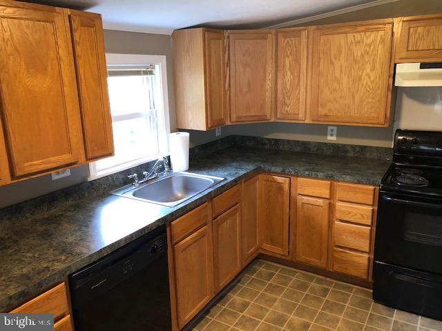 172 Truslow Road Fredericksburg, VA 22405 - Photo 5 of 17 Kitchen