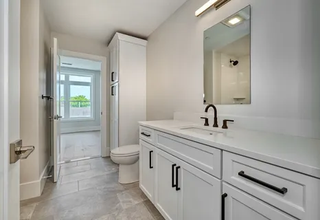 $779,900 | 62 Foundry Street, Unit 305, Wakefield, MA 01880