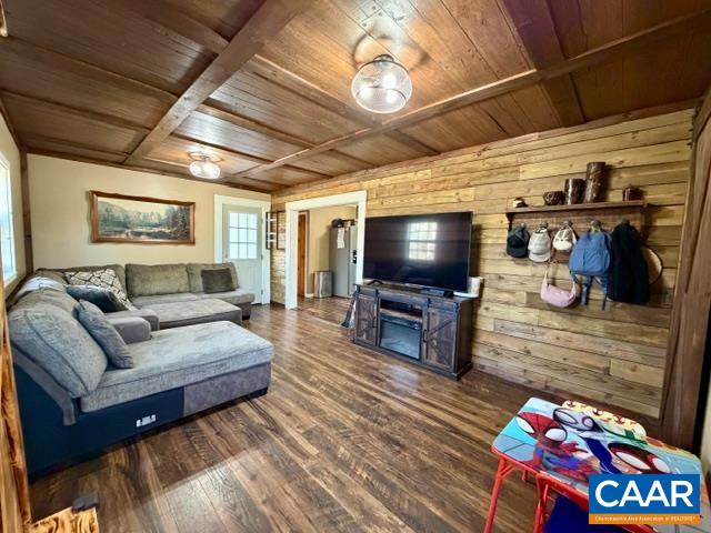 258 Riverdale Road Stanardsville, VA 22973 - Photo 7 of 25