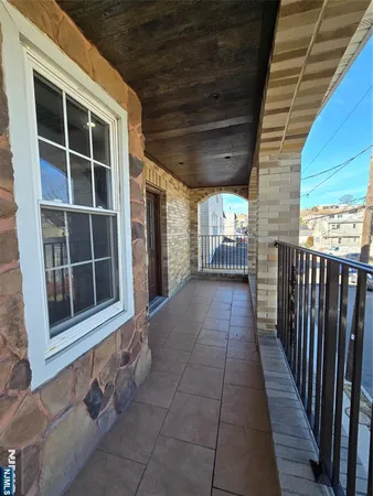 $2,500 | 124 Devon Terrace, Unit SECOND, Kearny, NJ 07032