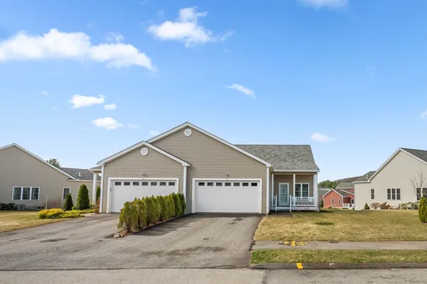 $539,000 | 53 Tea Party Circle, Unit 53, Holden, MA 01520