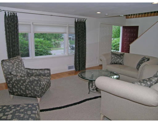 300 Woodcliff Road Newton, MA 02461 - Photo 5 of 18