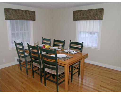 300 Woodcliff Road Newton, MA 02461 - Photo 6 of 18