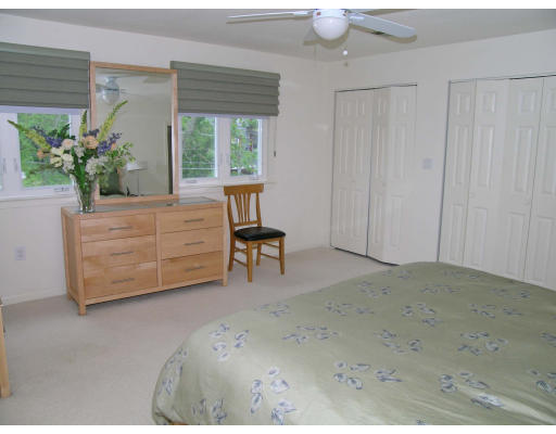 300 Woodcliff Road Newton, MA 02461 - Photo 10 of 18