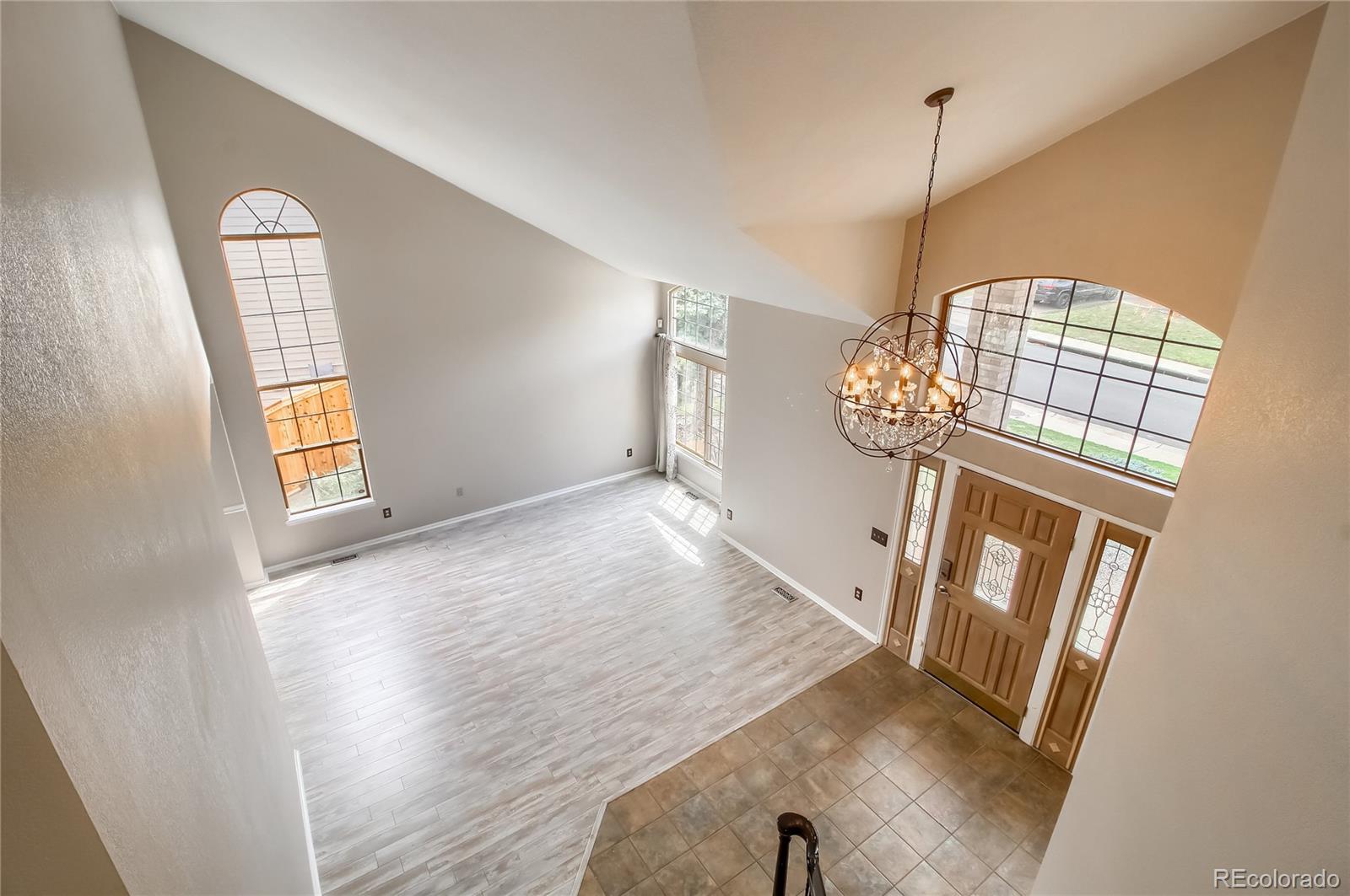 9882 Venneford Ranch Road Highlands Ranch, CO 80126 - Photo 8 of 40 Gallery Image 8