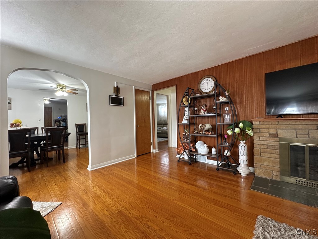 158 Darlington Road Syracuse, NY 13208 - Photo 16 of 33