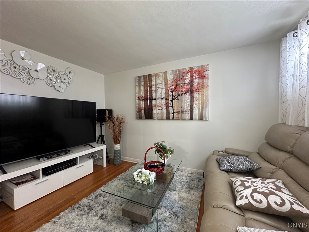 158 Darlington Road Syracuse, NY 13208 - Photo 27 of 33