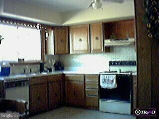 3702 King Road Pennsburg, PA 18073 - Photo 4 of 6 Gallery Image 4