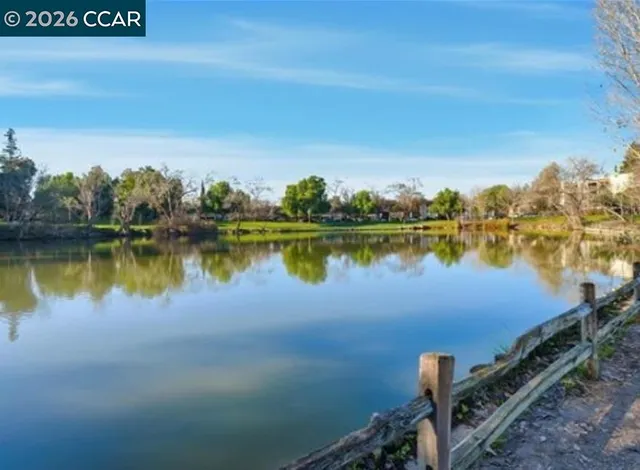 $225,000 | 120 Ellis Street, Unit 120, Concord, CA 94520