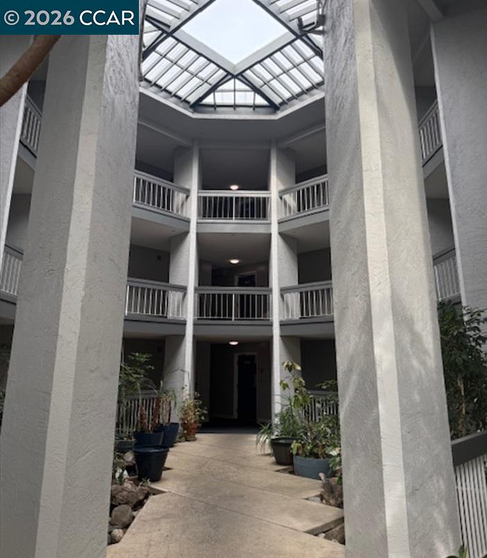 120 Ellis Street, Unit 120 Concord, CA 94520 - Photo 4 of 28