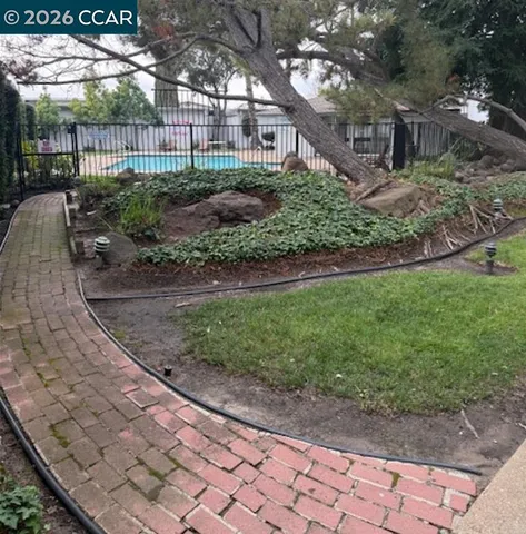 a view of living room washer and dryer