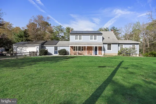 $695,000 | 2 Holly Drive, Medford, NJ 08055