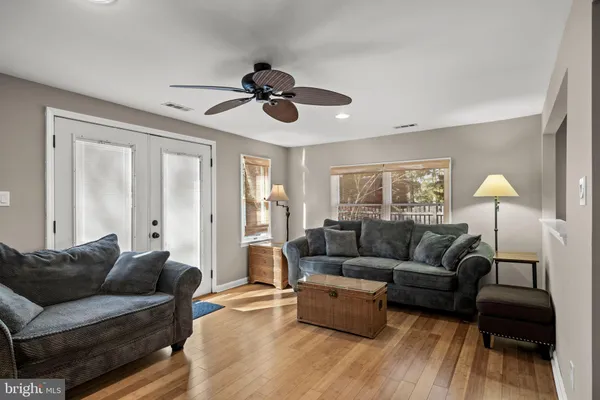 $695,000 | 2 Holly Drive, Medford, NJ 08055