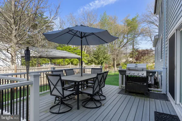$695,000 | 2 Holly Drive, Medford, NJ 08055