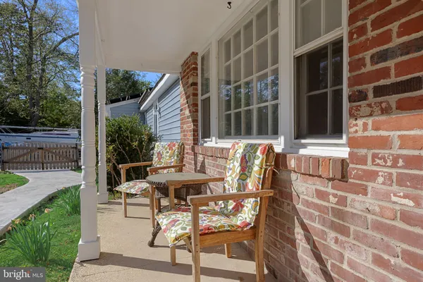 $695,000 | 2 Holly Drive, Medford, NJ 08055
