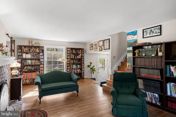 $695,000 | 2 Holly Drive, Medford, NJ 08055