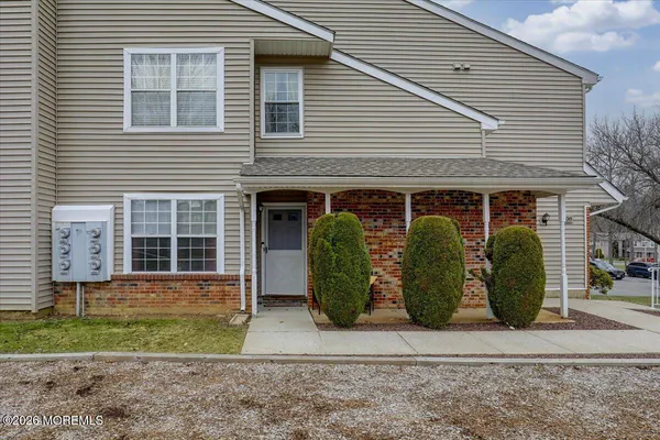 $400,000 | 107 Blake Court, Unit 107, Old Bridge, NJ 08857