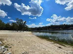 $6,500 | 607 Bunker Hill Drive, De Soto, MO 63020