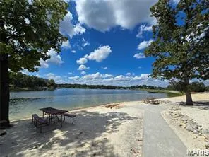 $6,500 | 607 Bunker Hill Drive, De Soto, MO 63020