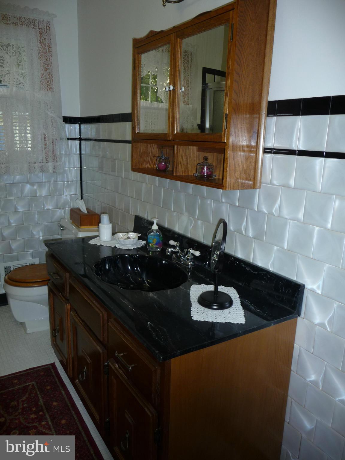 7606 Babikow Road Baltimore, MD 21237 - Photo 21 of 30 Bath