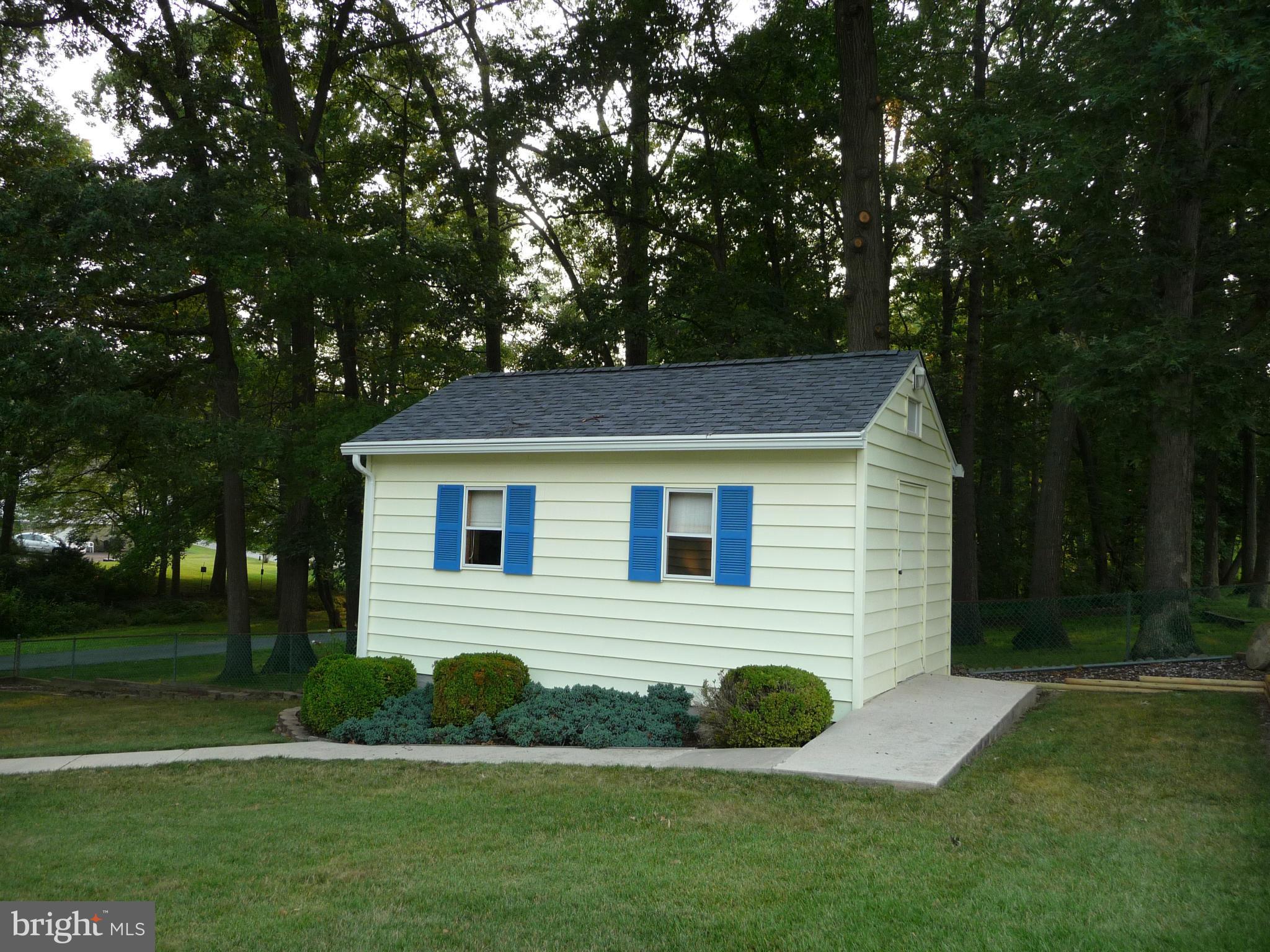 7606 Babikow Road Baltimore, MD 21237 - Photo 29 of 30 Exterior (Rear)
