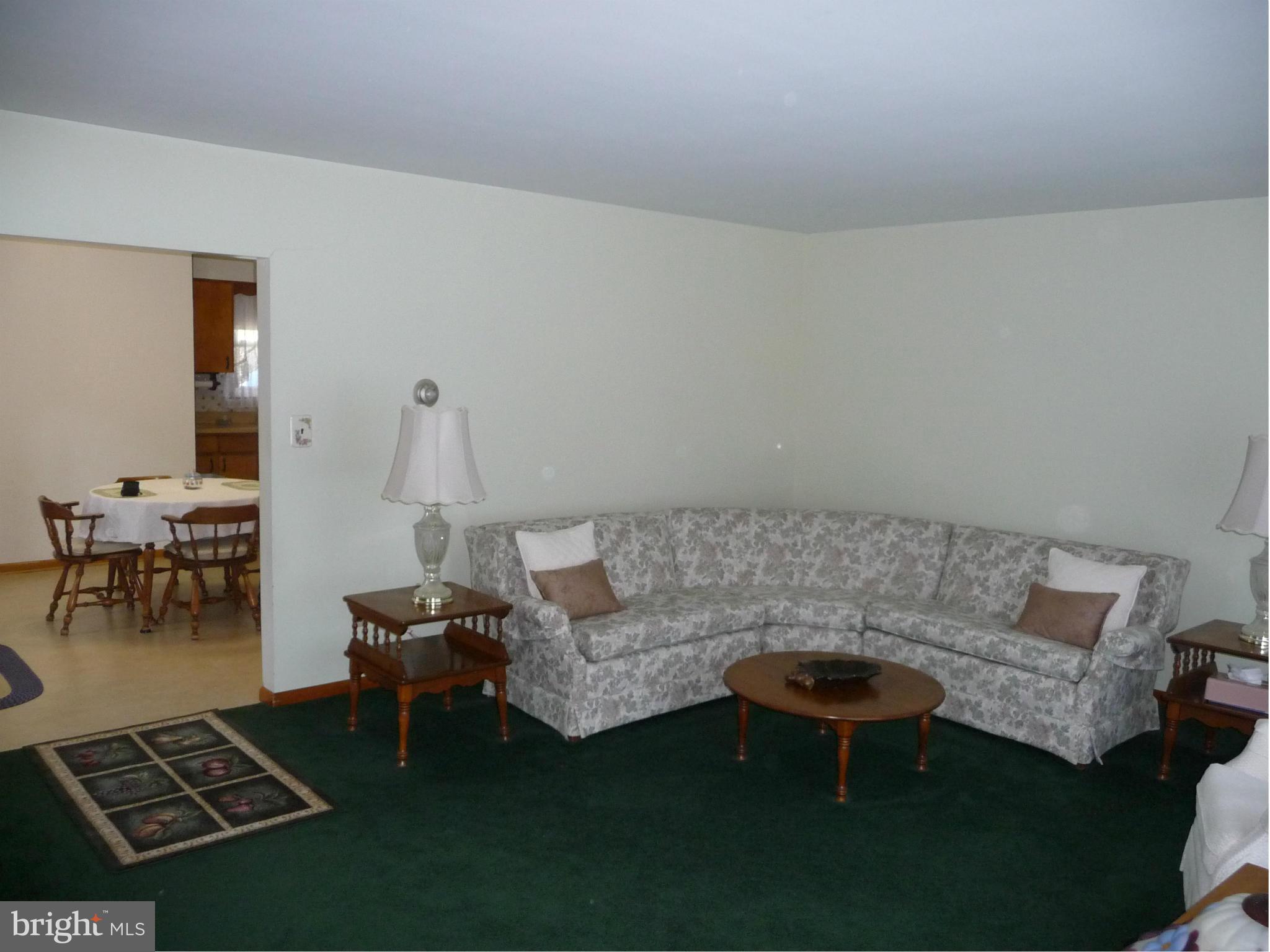 7606 Babikow Road Baltimore, MD 21237 - Photo 9 of 30 Living Room
