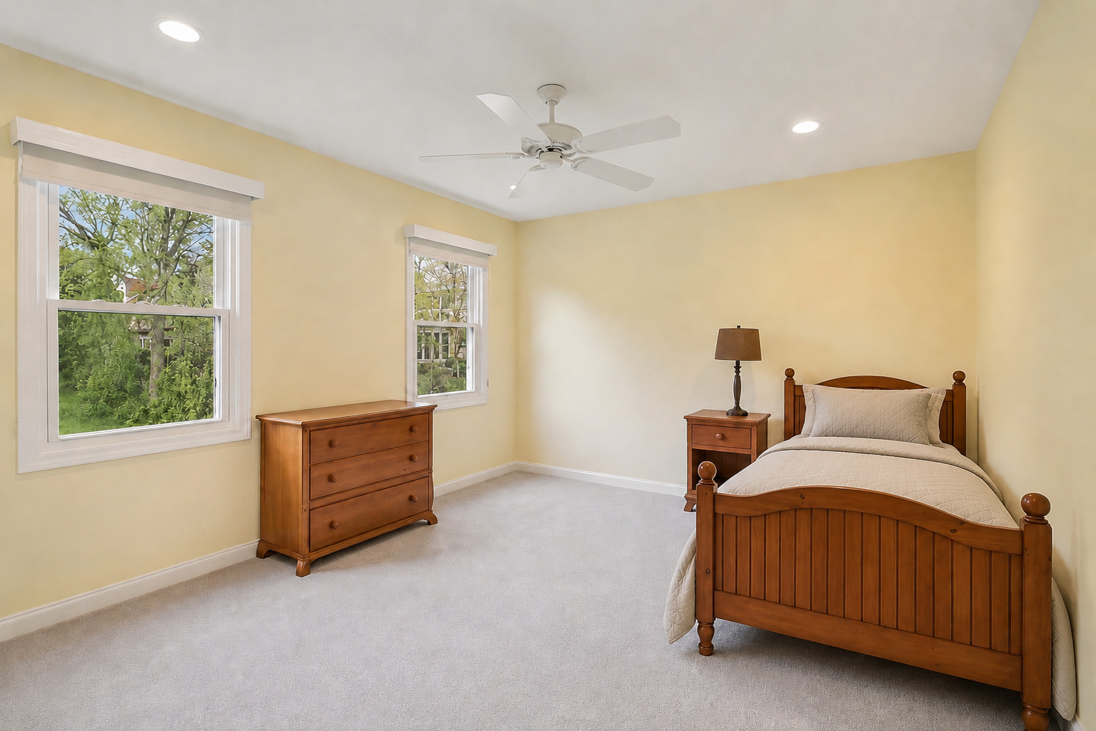 250 Wilshire Road Lake Forest, IL 60045 - Photo 15 of 28 a bed room with a bed and a window