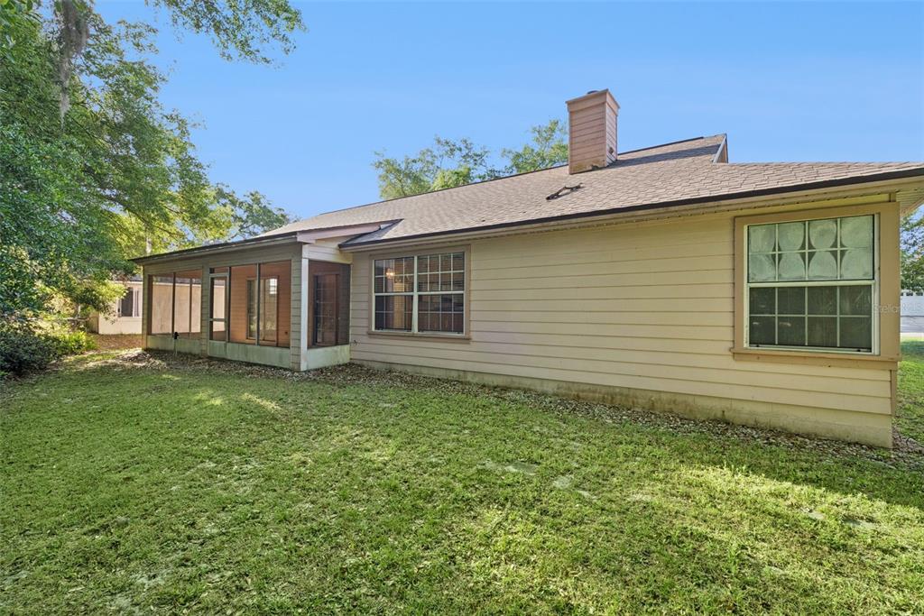 1193 Glen Falls Road DeLand, FL 32720 - Photo 19 of 20 a house view with a garden space